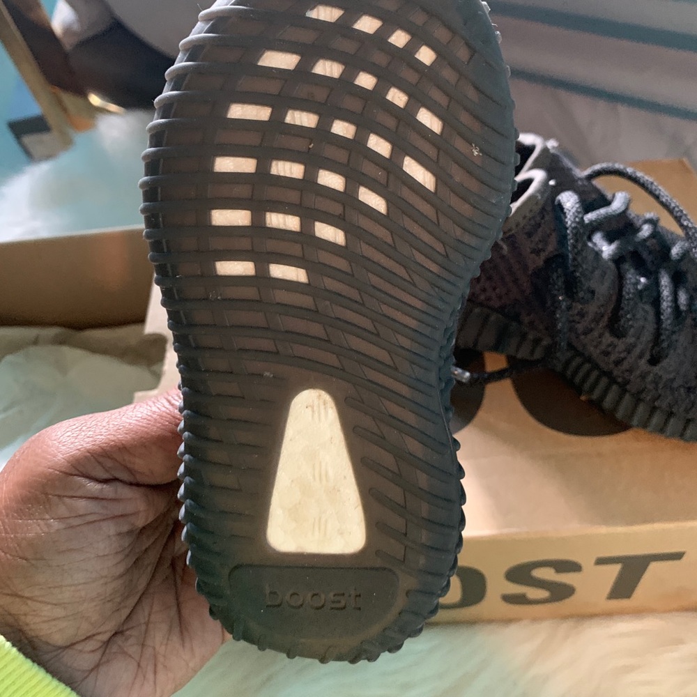 Yeezy 350 boost - Picture 2 of 6